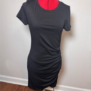 Black Short Sleeve Ruched Bodycon Dress – Size Medium NWOT
